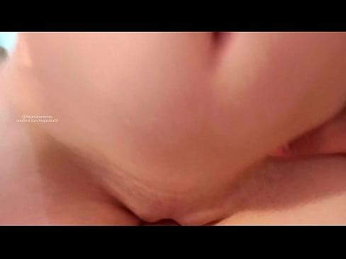 ❤️ Saré di kamar adina sarta éta kumaha kuring hudang ️❌ porno keras di urang ❤