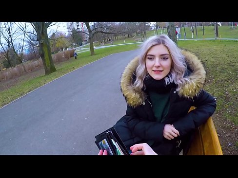❤️ Swallows cum panas muhrim pikeun duit - blowjob di taman ku Eva Elfie ️❌ porno keras di urang ❤